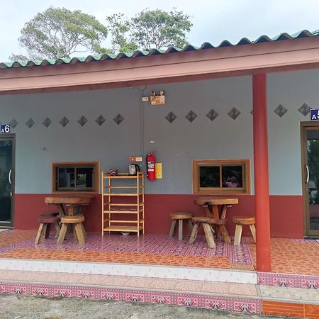Chattong Resort Trat Buitenkant foto
