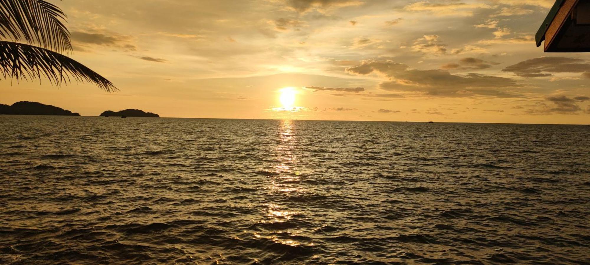 Chattong Resort Trat Buitenkant foto